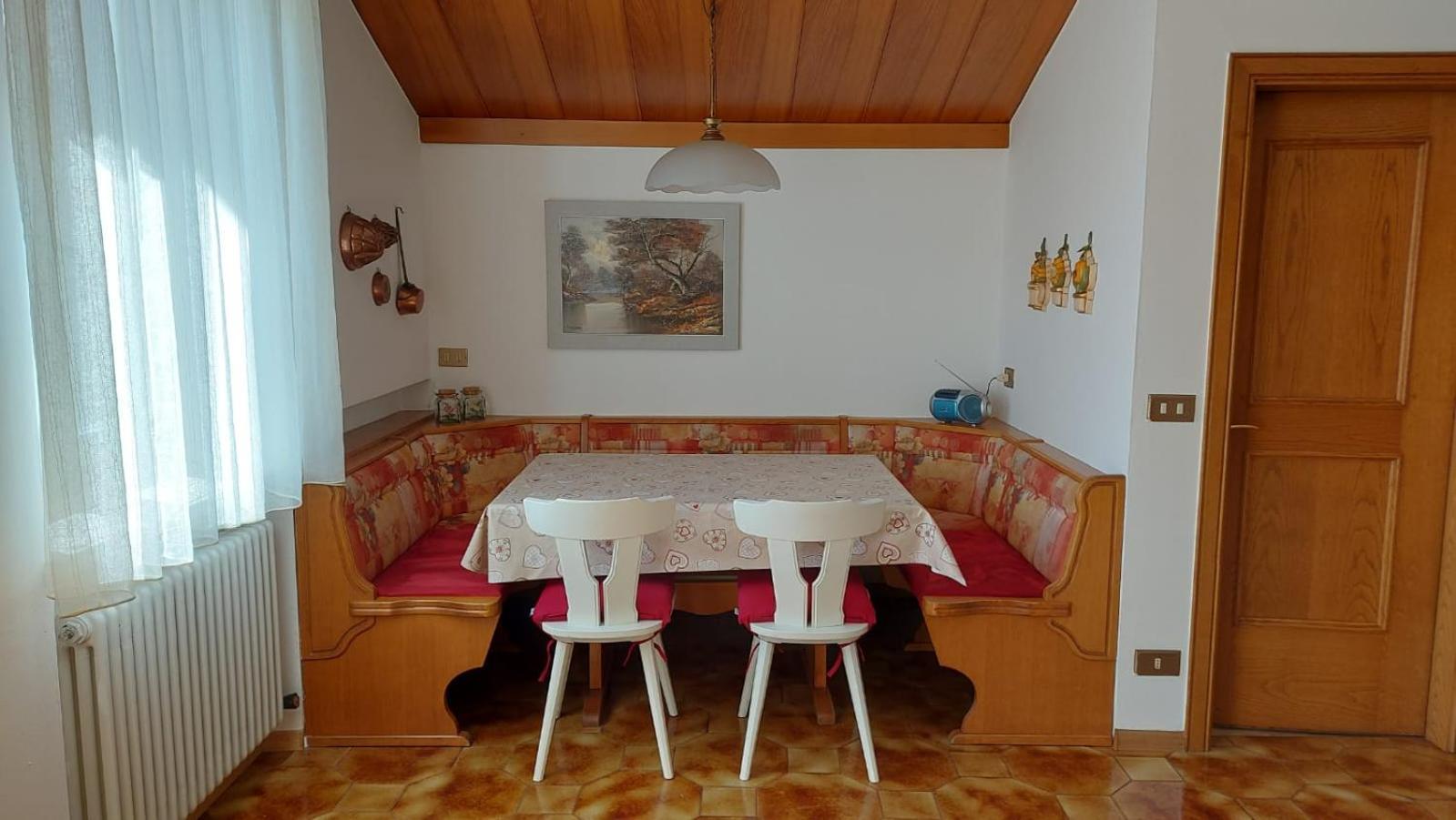 Casa Vacanze Paola Romeno Eksteriør billede