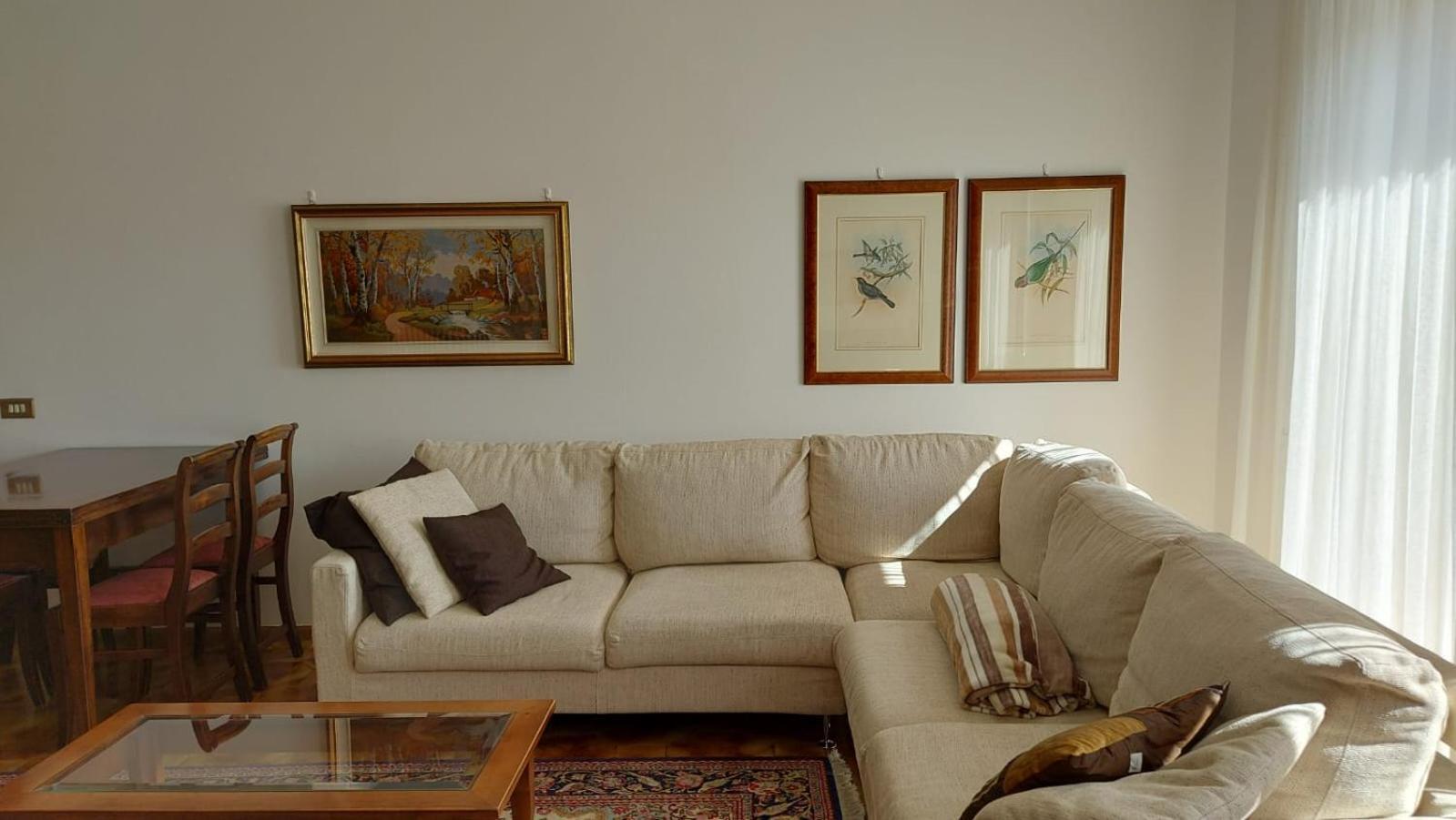 Casa Vacanze Paola Romeno Eksteriør billede