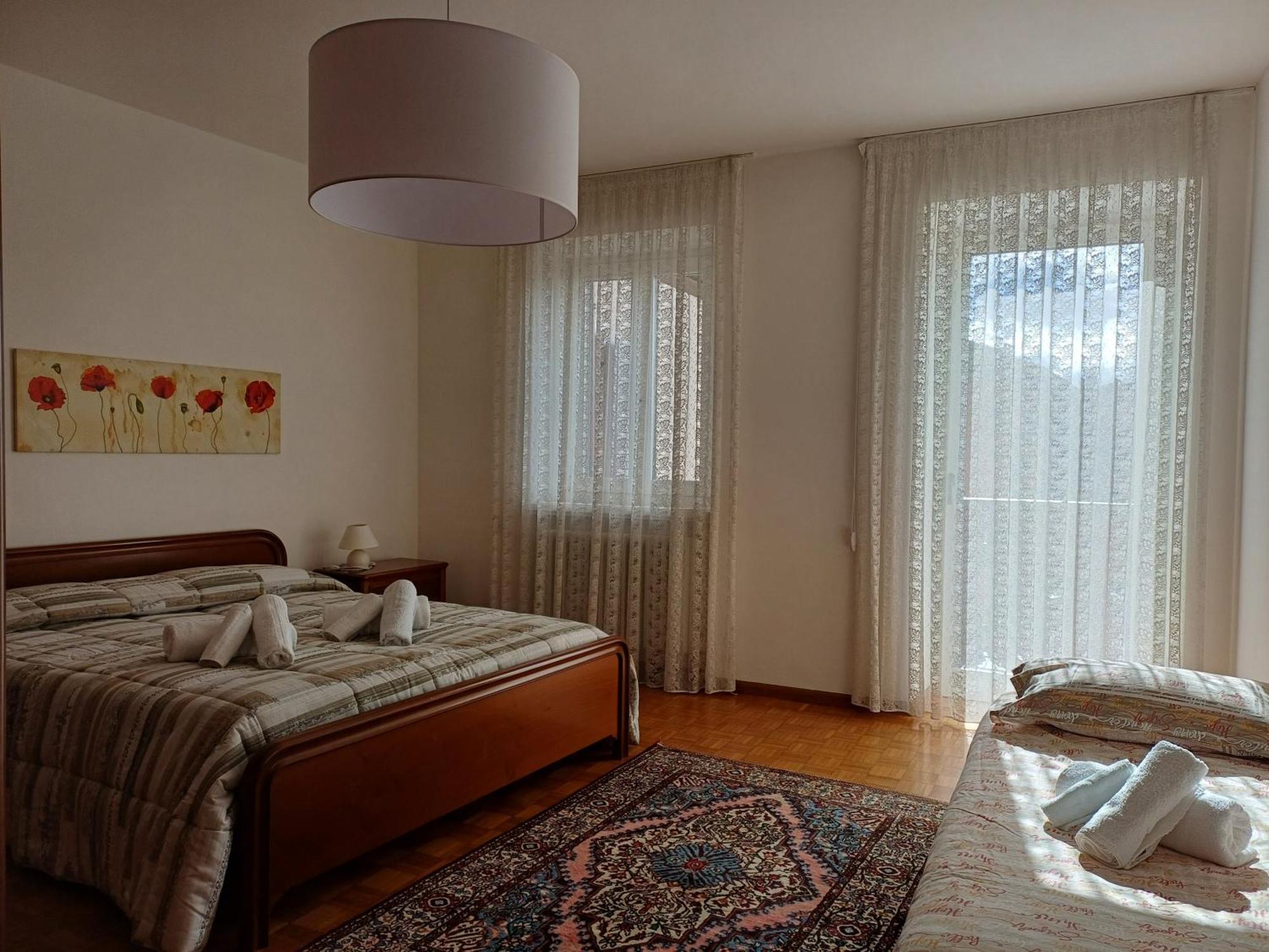 Casa Vacanze Paola Romeno Eksteriør billede